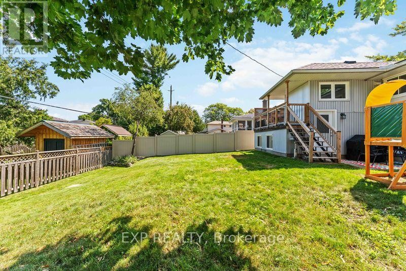












669 FARMINGTON AVENUE

,
Ottawa,




Ontario
K1V7H4

