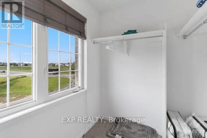 












11 DUNDALK PRIVATE

,
Ottawa,




Ontario
K2J0J5

