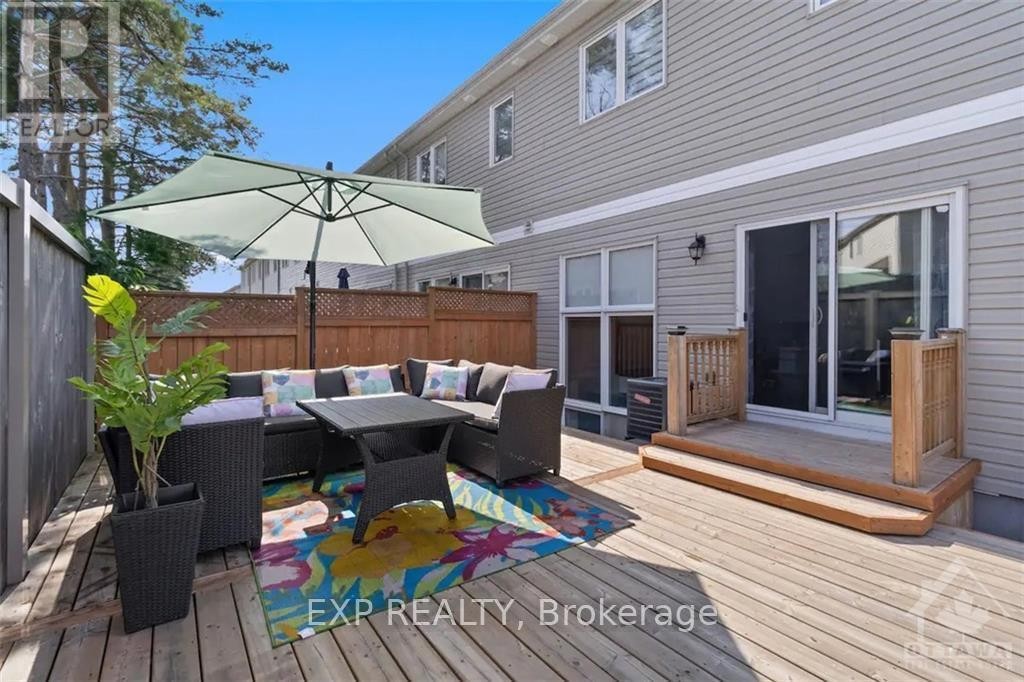 












11 DUNDALK PRIVATE

,
Ottawa,




Ontario
K2J0J5

