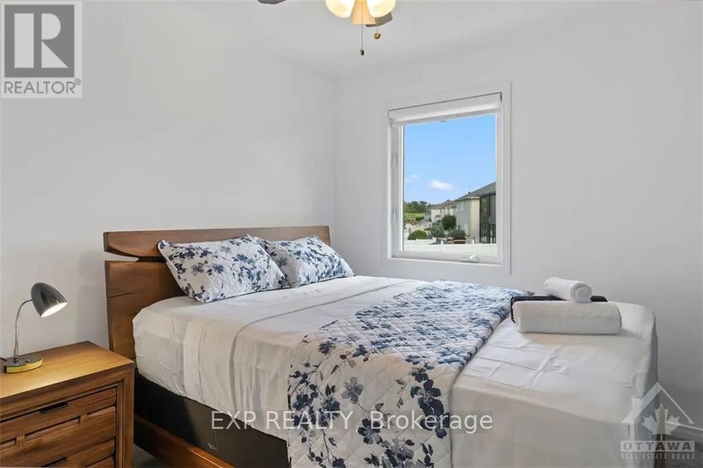 












11 DUNDALK PRIVATE

,
Ottawa,




Ontario
K2J0J5

