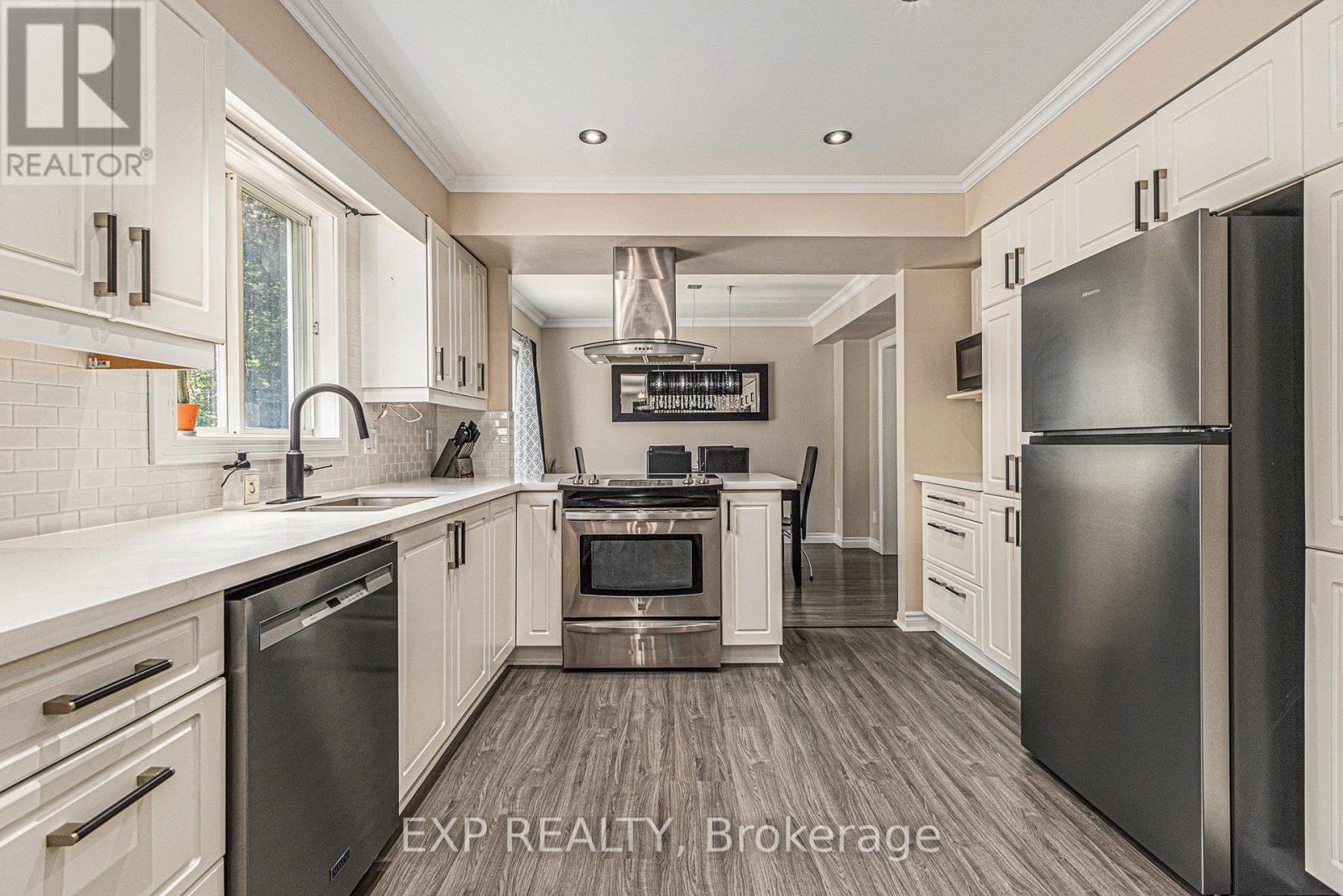 












502 BENNETT ROAD

,
North Grenville,




Ontario
K0G1J0

