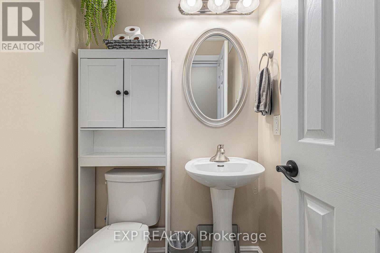 












502 BENNETT ROAD

,
North Grenville,




Ontario
K0G1J0

