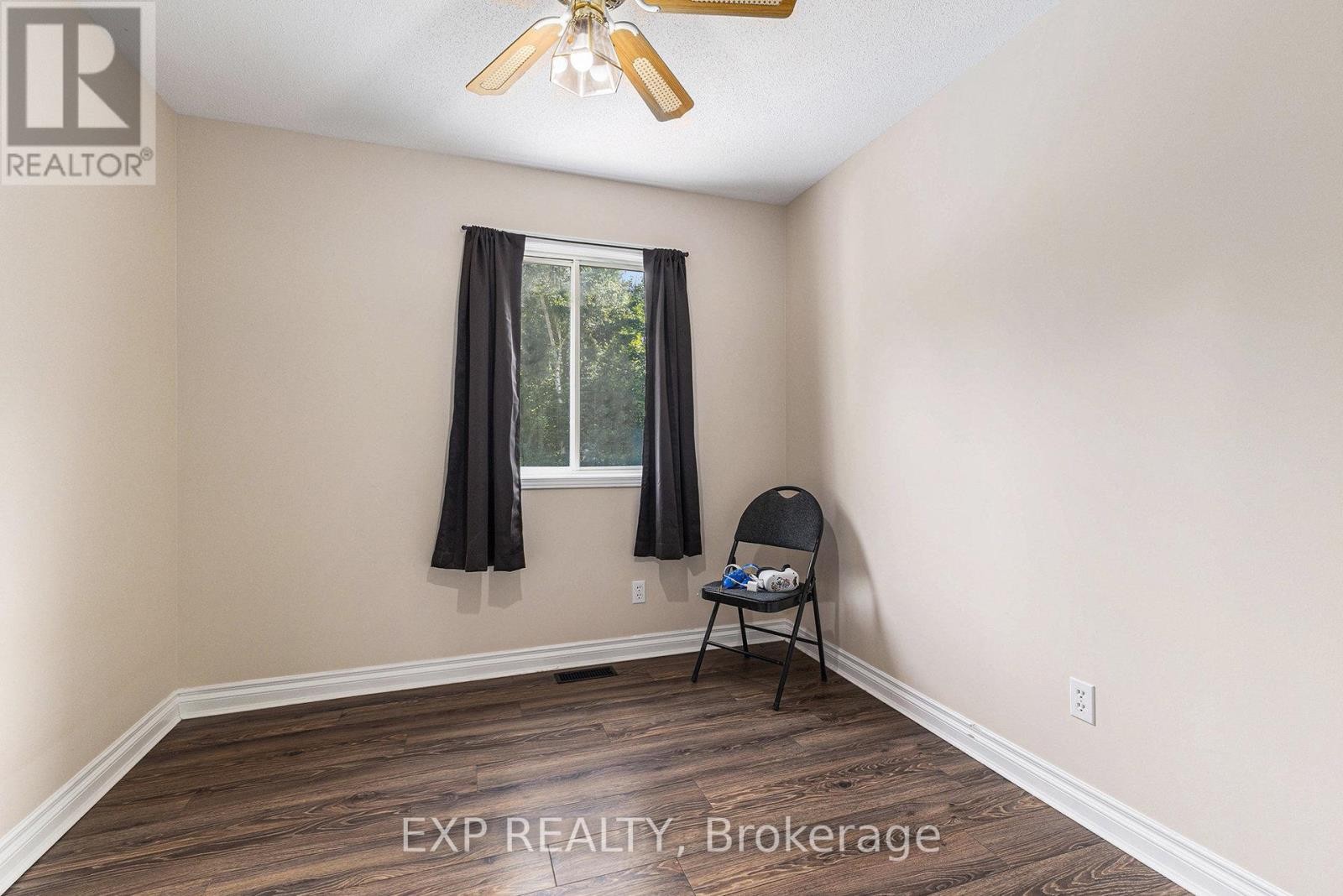 












502 BENNETT ROAD

,
North Grenville,




Ontario
K0G1J0

