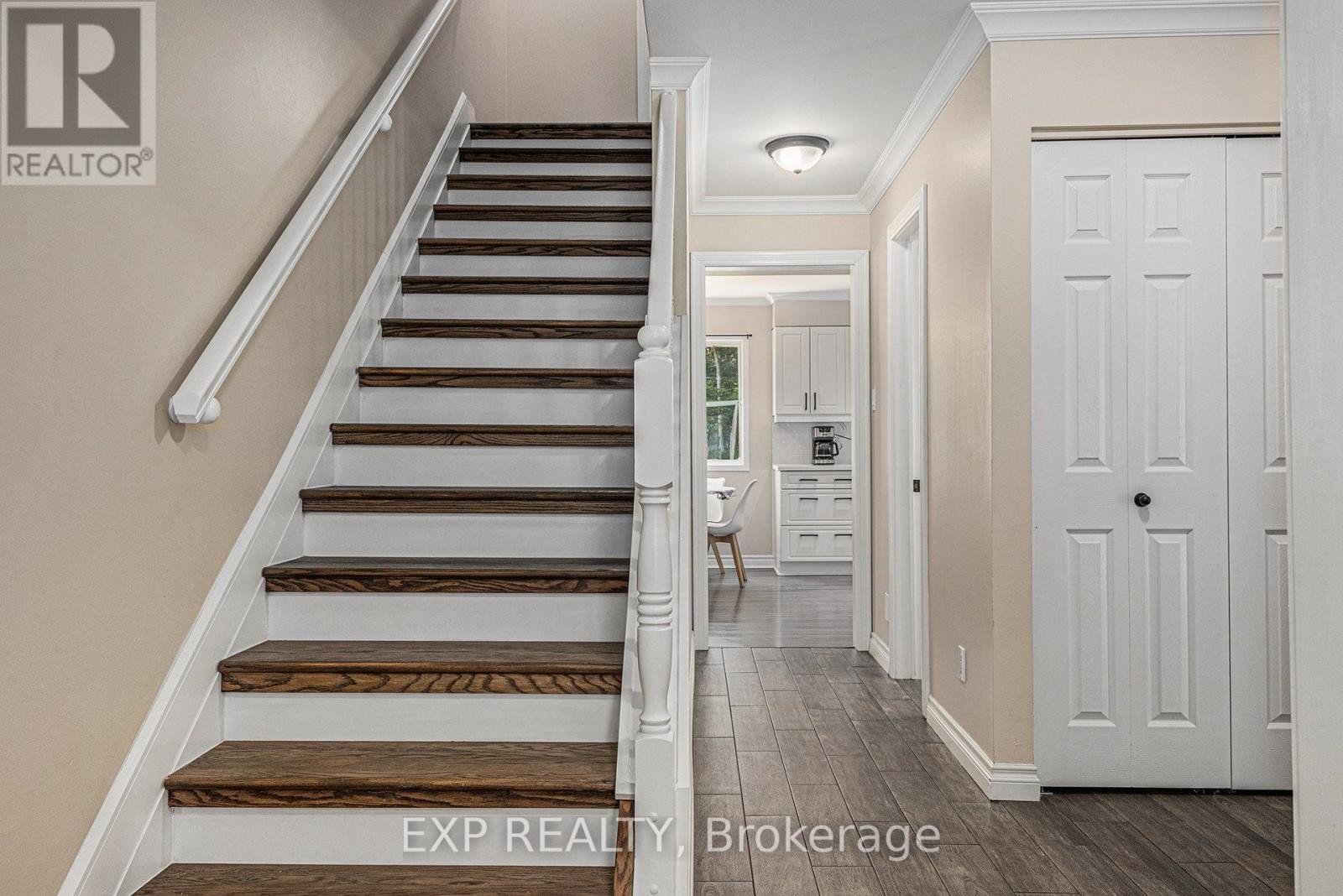 












502 BENNETT ROAD

,
North Grenville,




Ontario
K0G1J0

