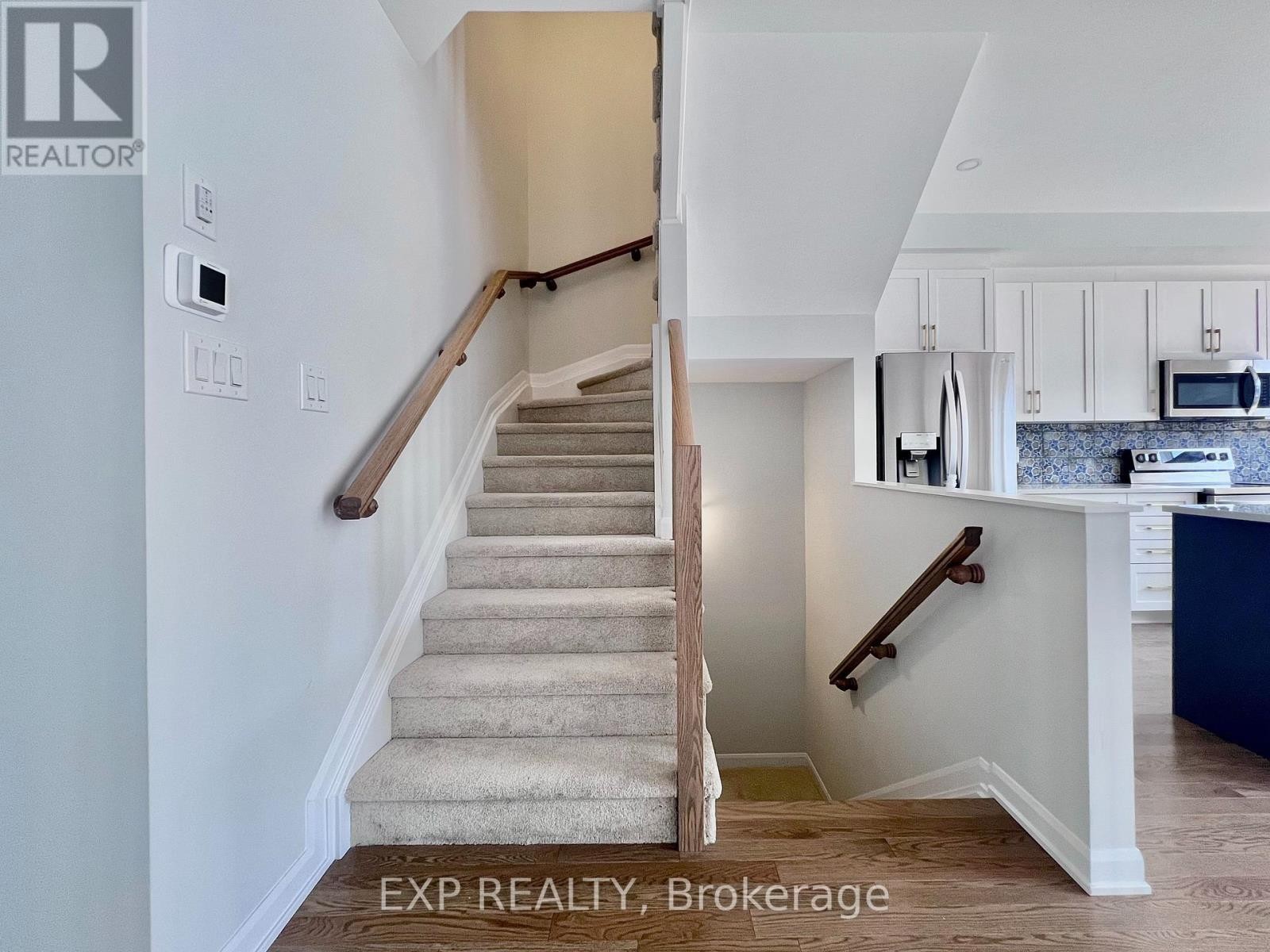 












343 RAHEEN COURT

,
Ottawa,




Ontario
K2J7C2

