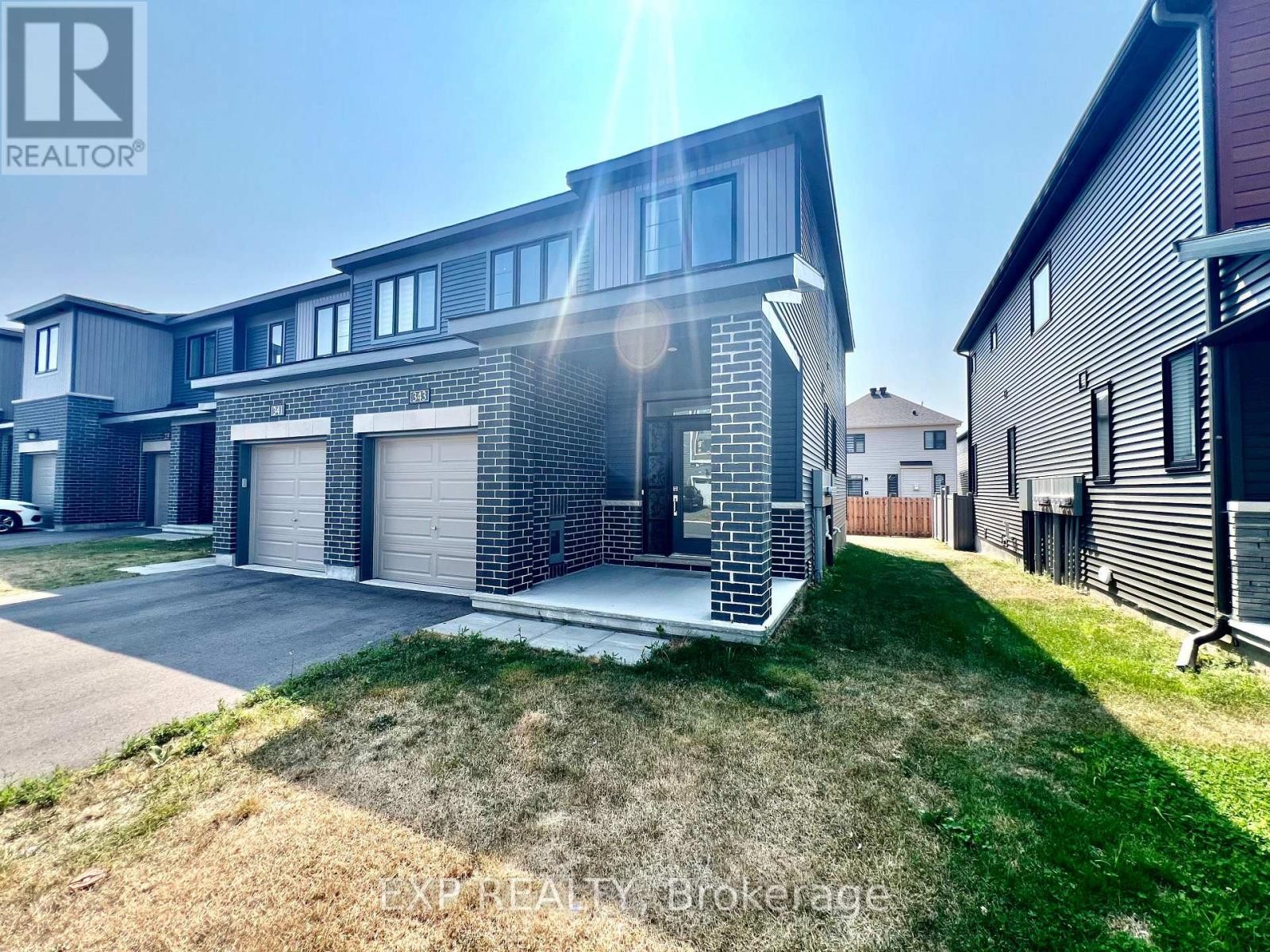 












343 RAHEEN COURT

,
Ottawa,




Ontario
K2J7C2


