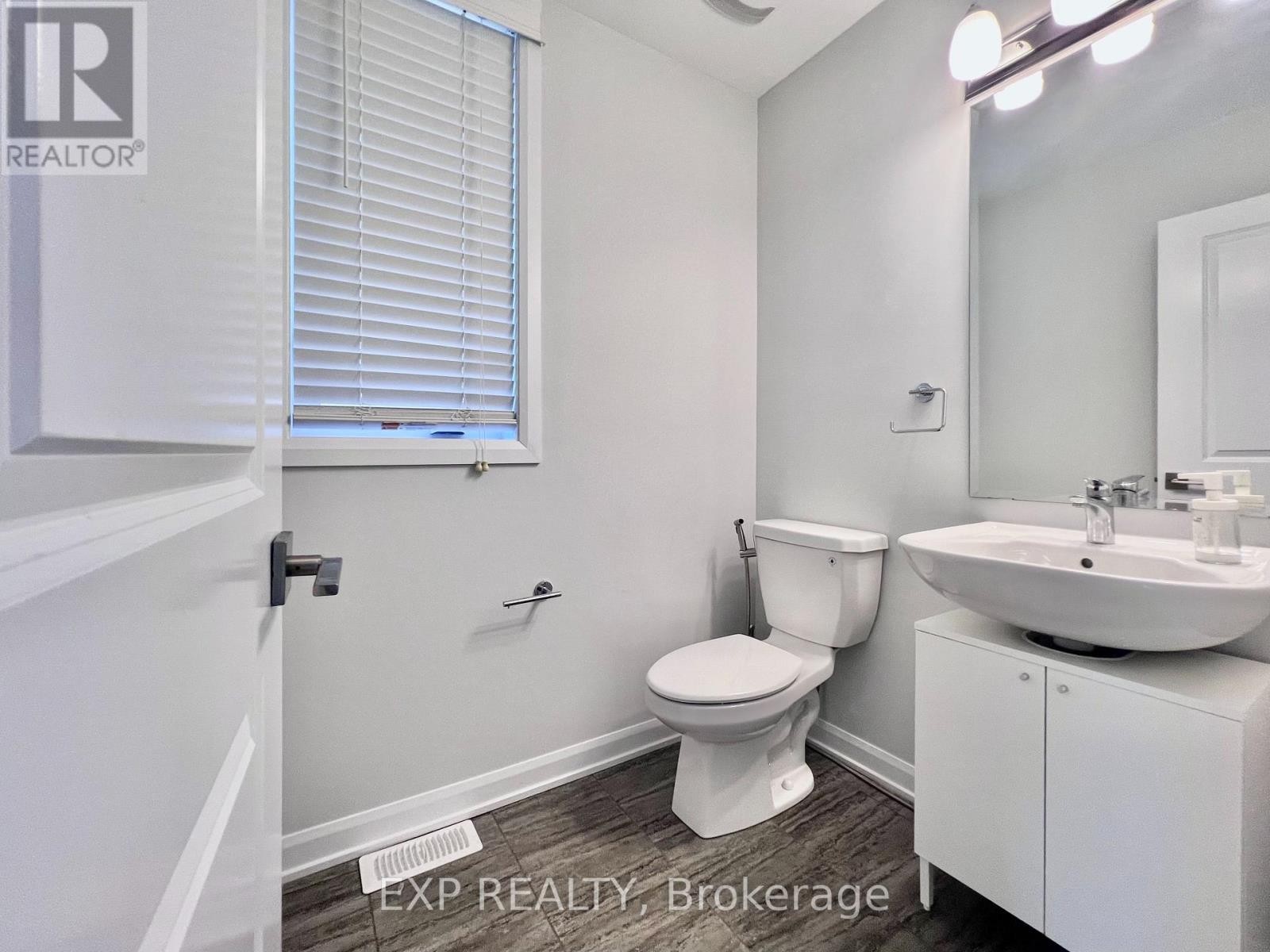 












343 RAHEEN COURT

,
Ottawa,




Ontario
K2J7C2


