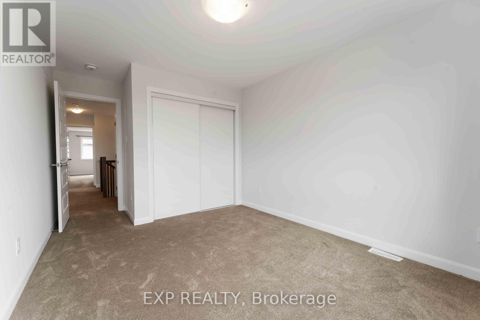 












729 DONERAILE WALK

,
Ottawa,




Ontario
K2J7B9

