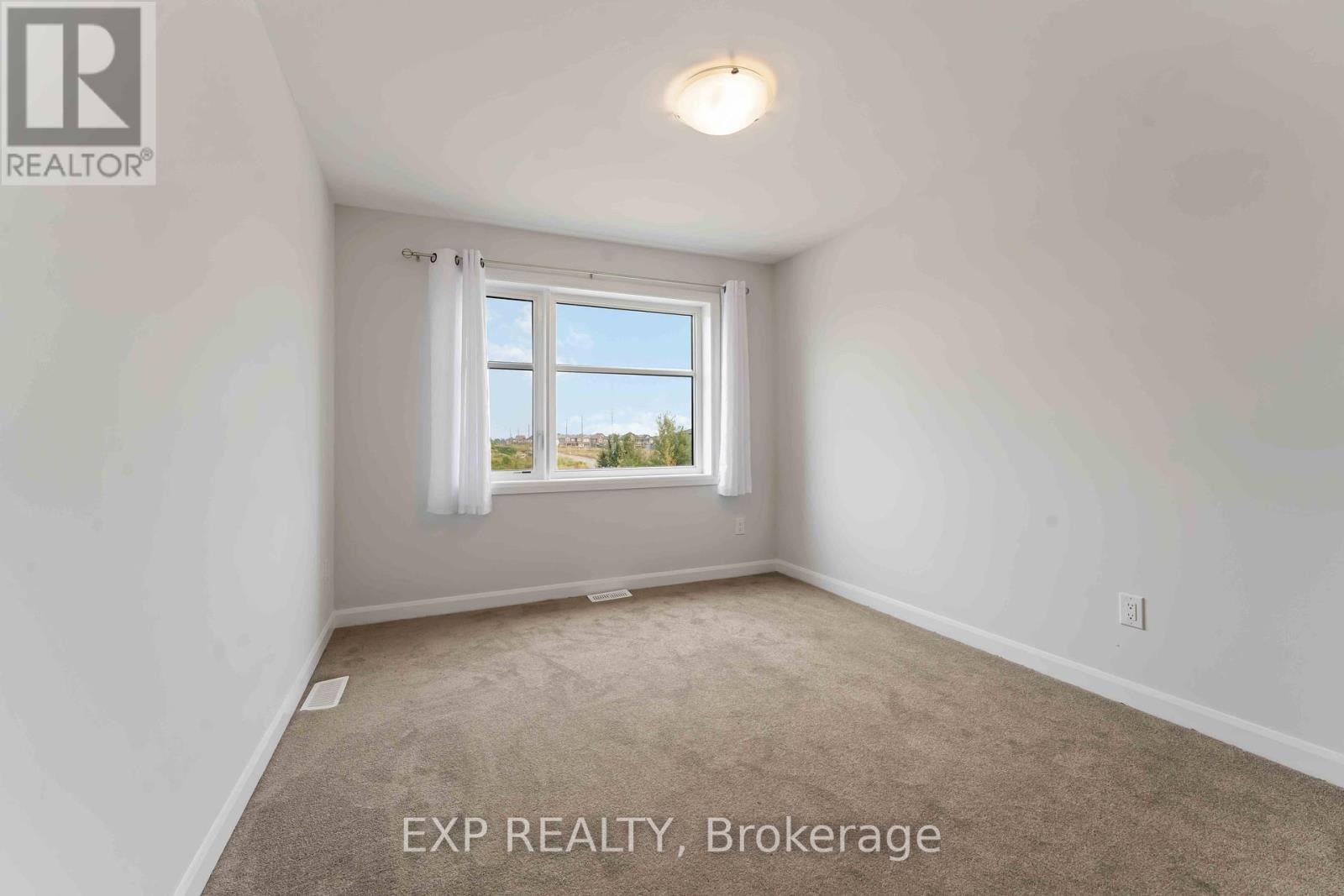 












729 DONERAILE WALK

,
Ottawa,




Ontario
K2J7B9

