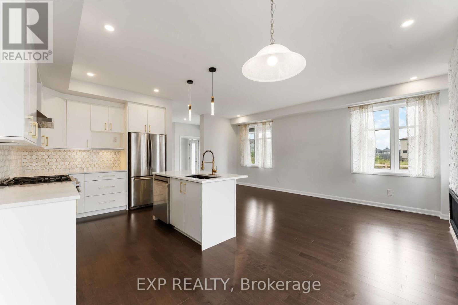 












729 DONERAILE WALK

,
Ottawa,




Ontario
K2J7B9

