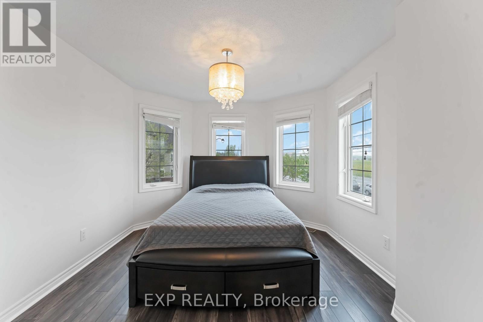 












226 PAR-LA-VILLE CIRCLE

,
Ottawa,




Ontario
K2S0T6

