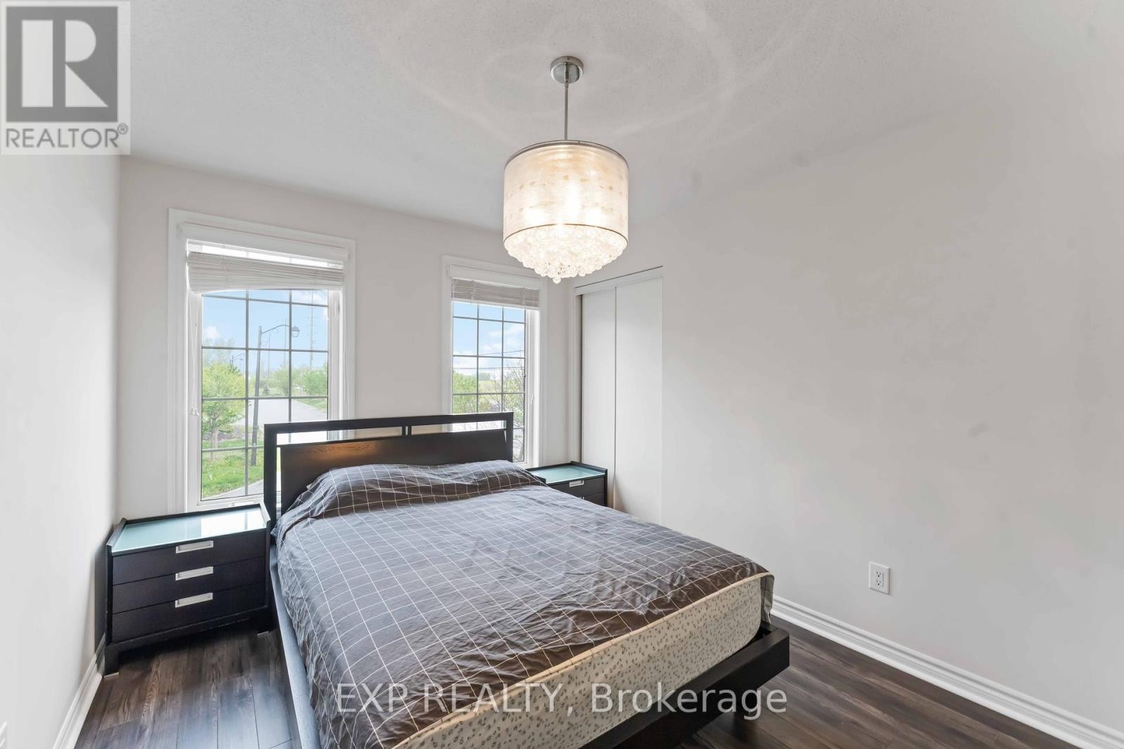 












226 PAR-LA-VILLE CIRCLE

,
Ottawa,




Ontario
K2S0T6

