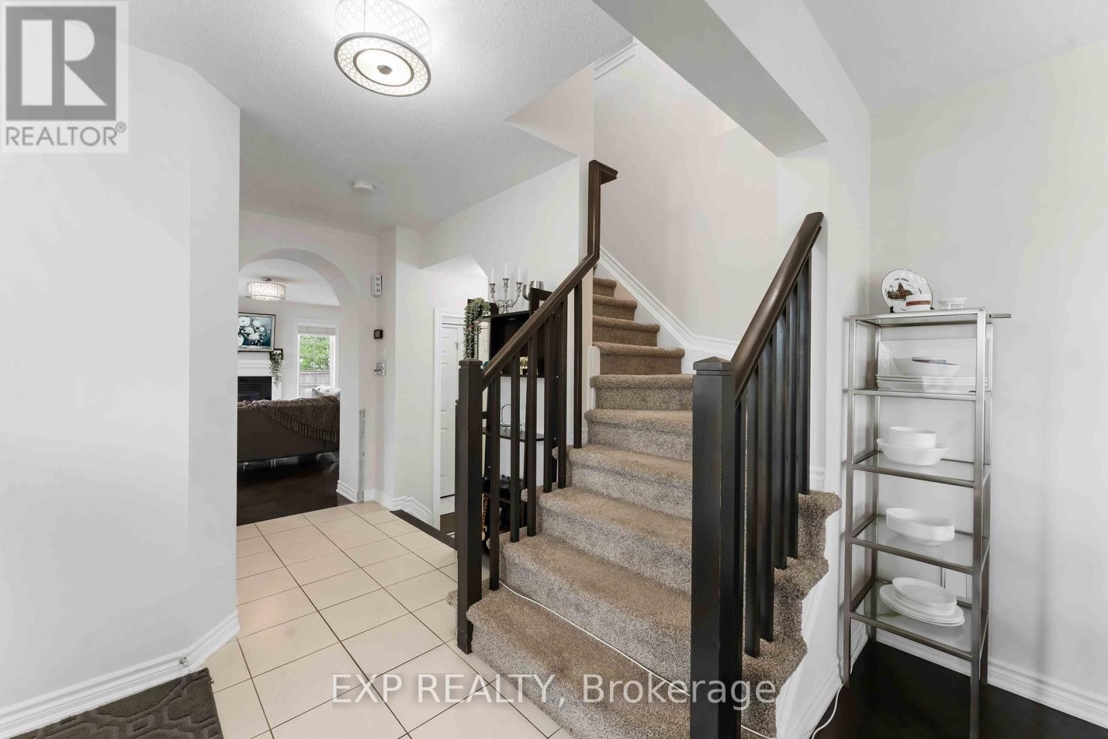 












226 PAR-LA-VILLE CIRCLE

,
Ottawa,




Ontario
K2S0T6

