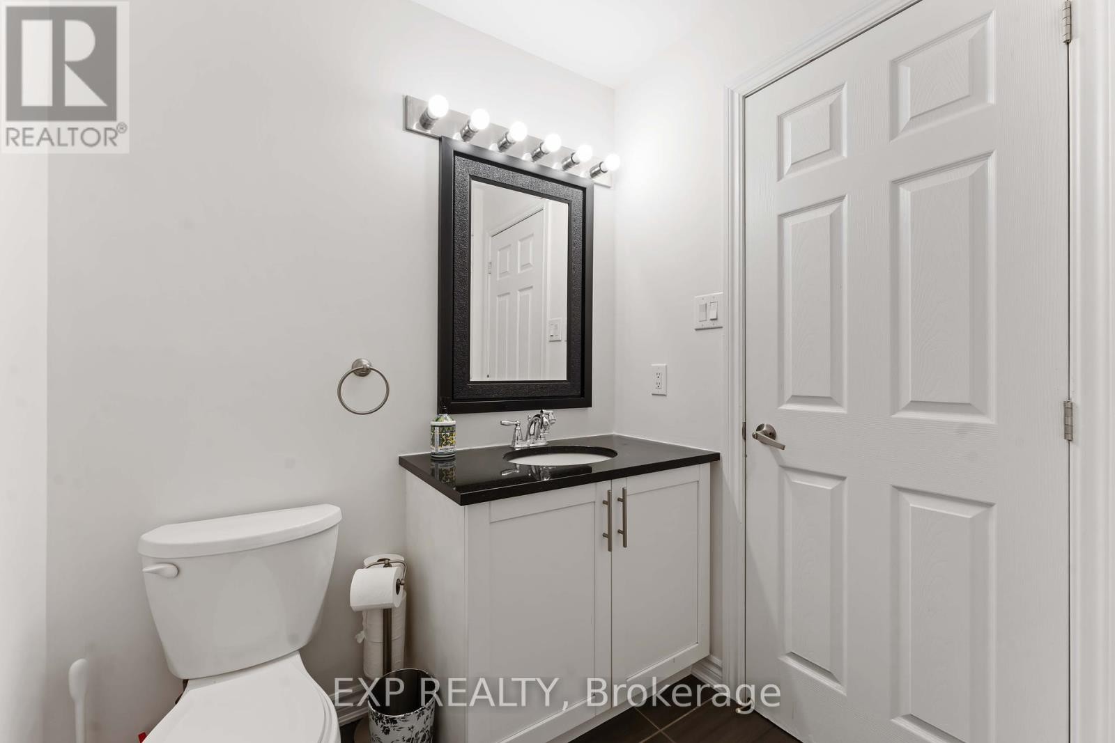 












226 PAR-LA-VILLE CIRCLE

,
Ottawa,




Ontario
K2S0T6

