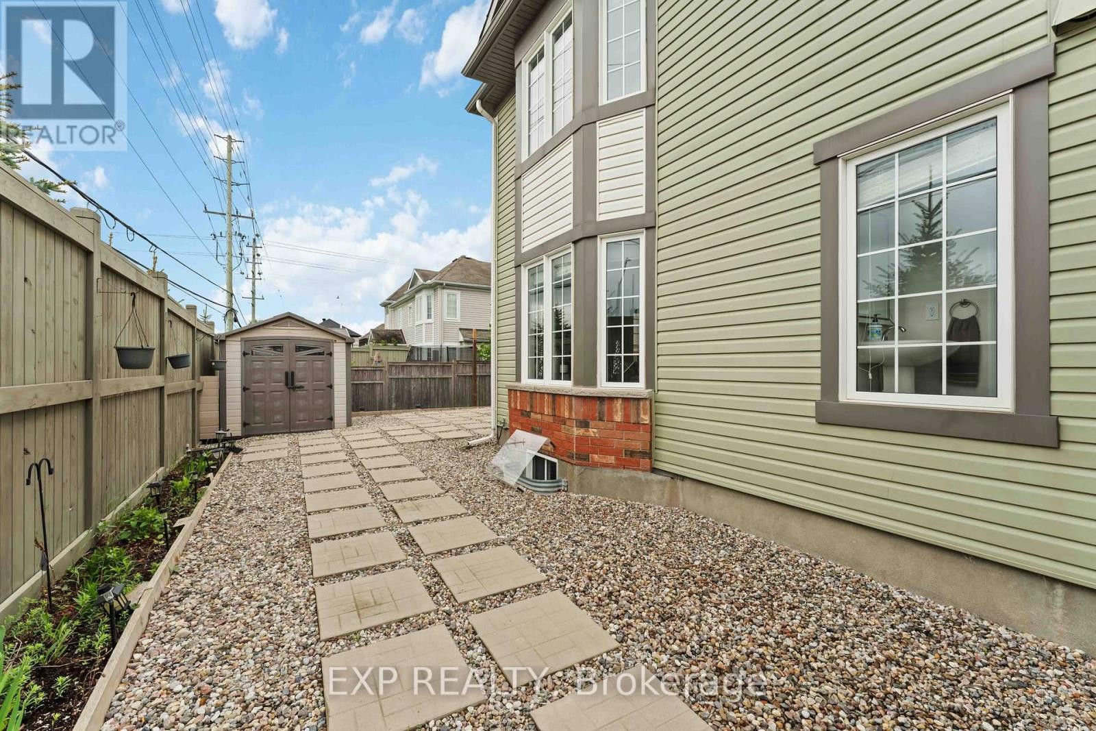 












226 PAR-LA-VILLE CIRCLE

,
Ottawa,




Ontario
K2S0T6

