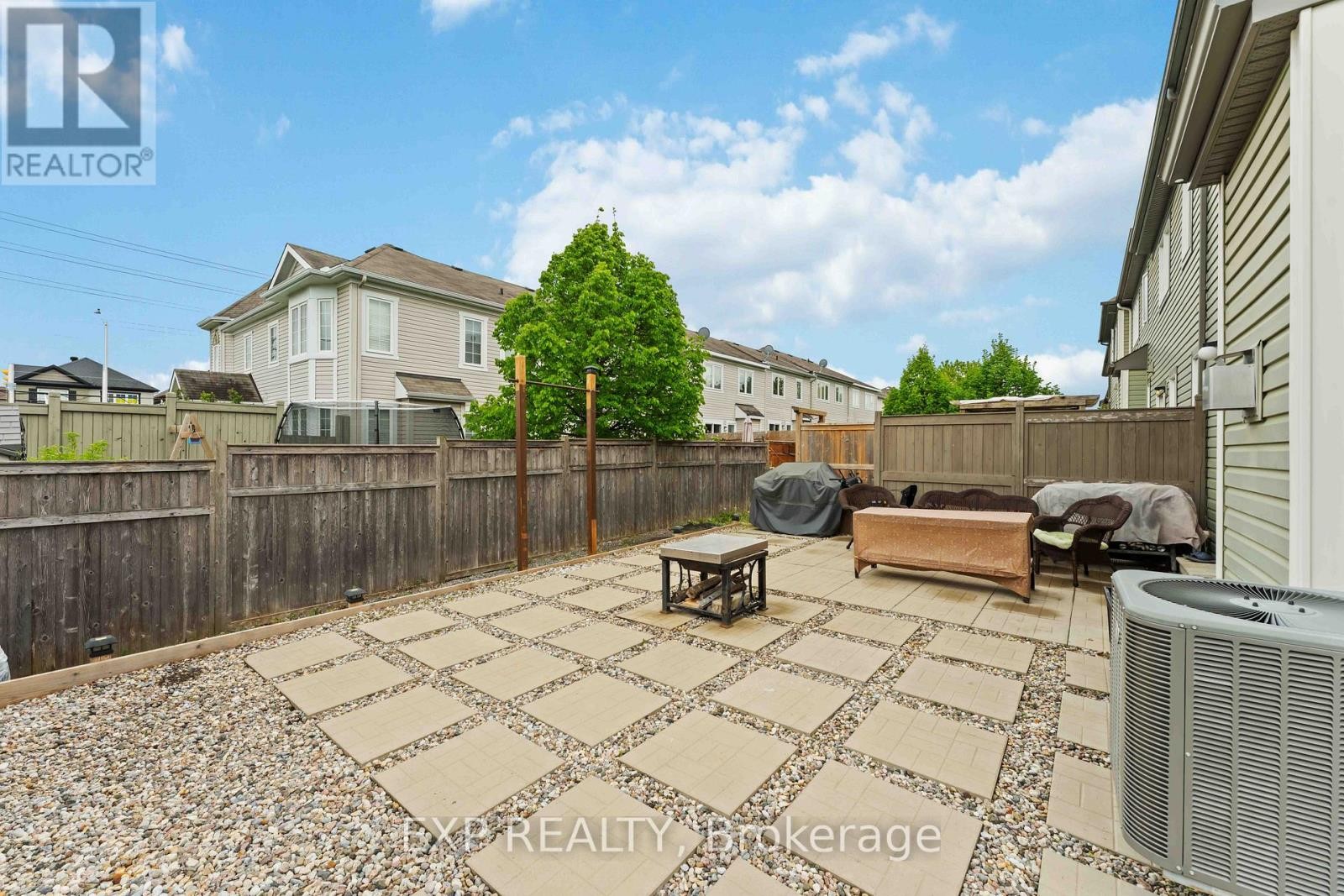 












226 PAR-LA-VILLE CIRCLE

,
Ottawa,




Ontario
K2S0T6

