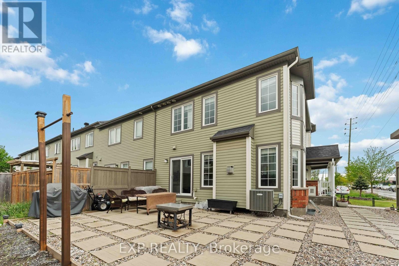 












226 PAR-LA-VILLE CIRCLE

,
Ottawa,




Ontario
K2S0T6

