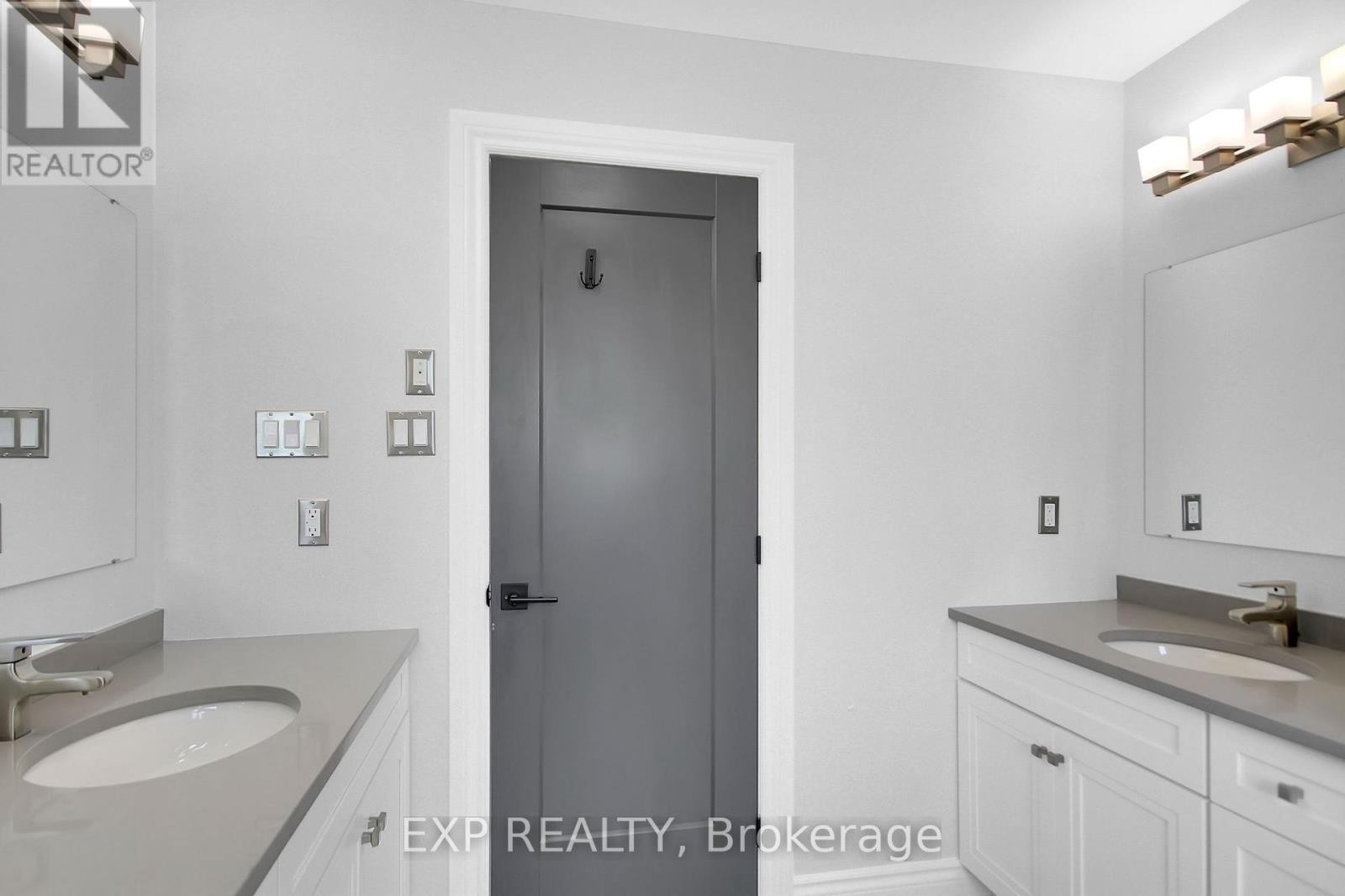 












6202 DEERMEADOW DRIVE

,
Ottawa,




Ontario
K4P1M9

