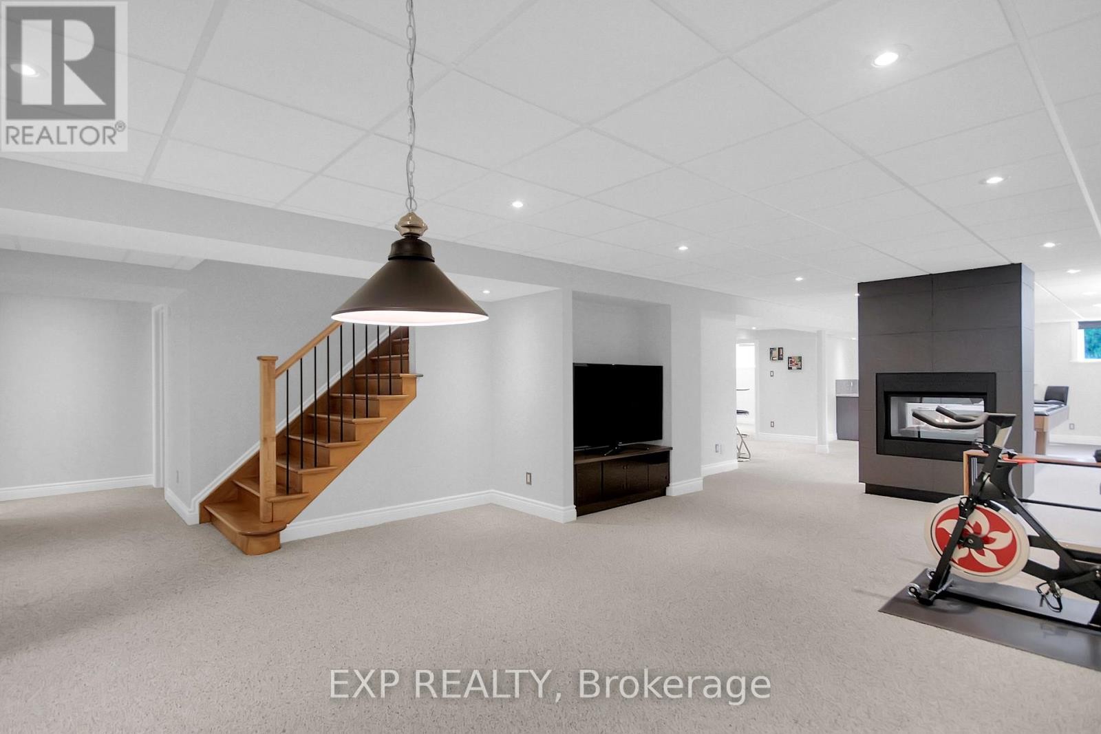 












6202 DEERMEADOW DRIVE

,
Ottawa,




Ontario
K4P1M9

