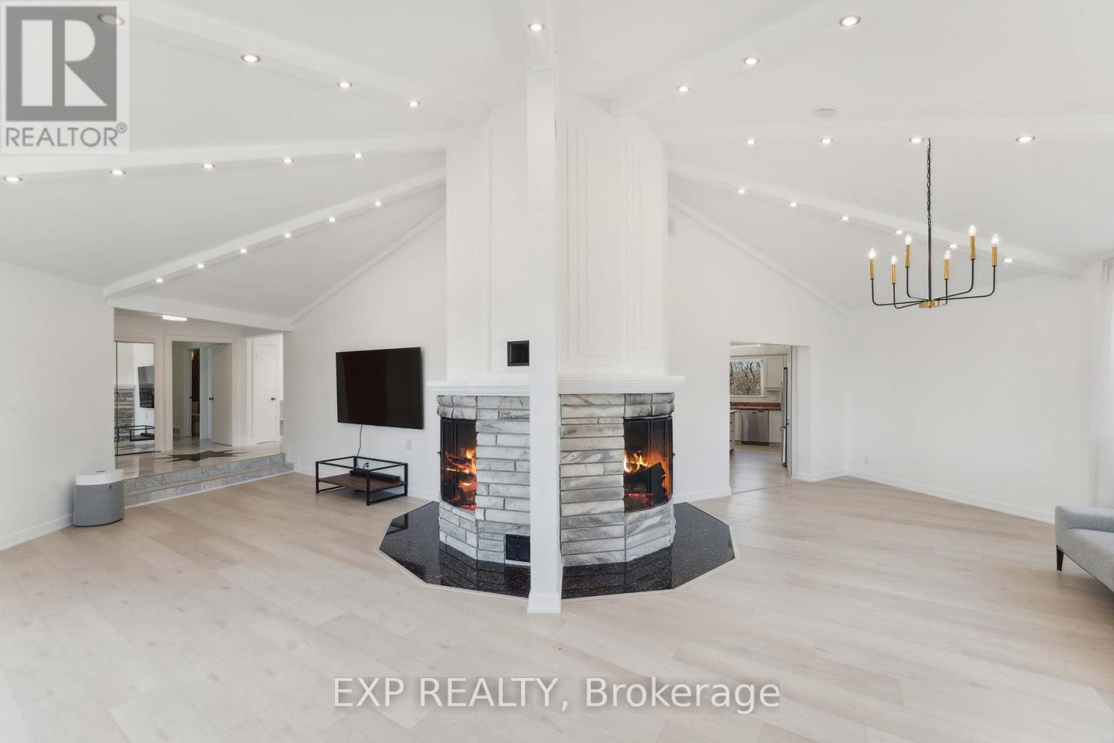 












6974 BANK STREET

,
Ottawa,




Ontario
K0A2P0

