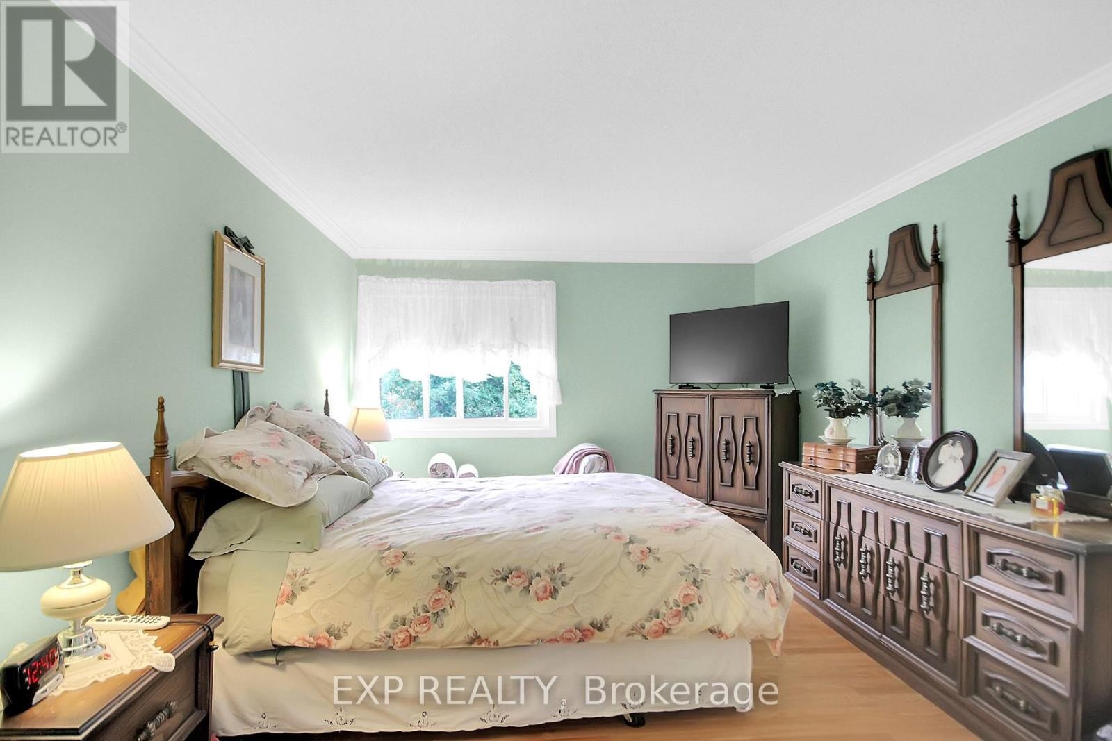 












2104 GARDENWAY DRIVE

,
Ottawa,




Ontario
K4A3K2

