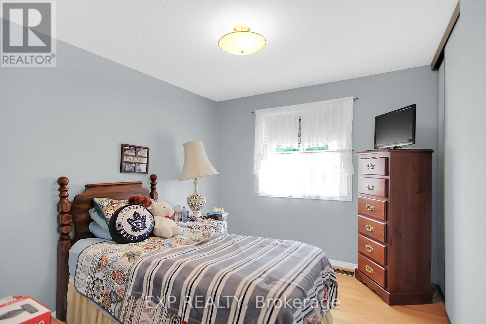












2104 GARDENWAY DRIVE

,
Ottawa,




Ontario
K4A3K2

