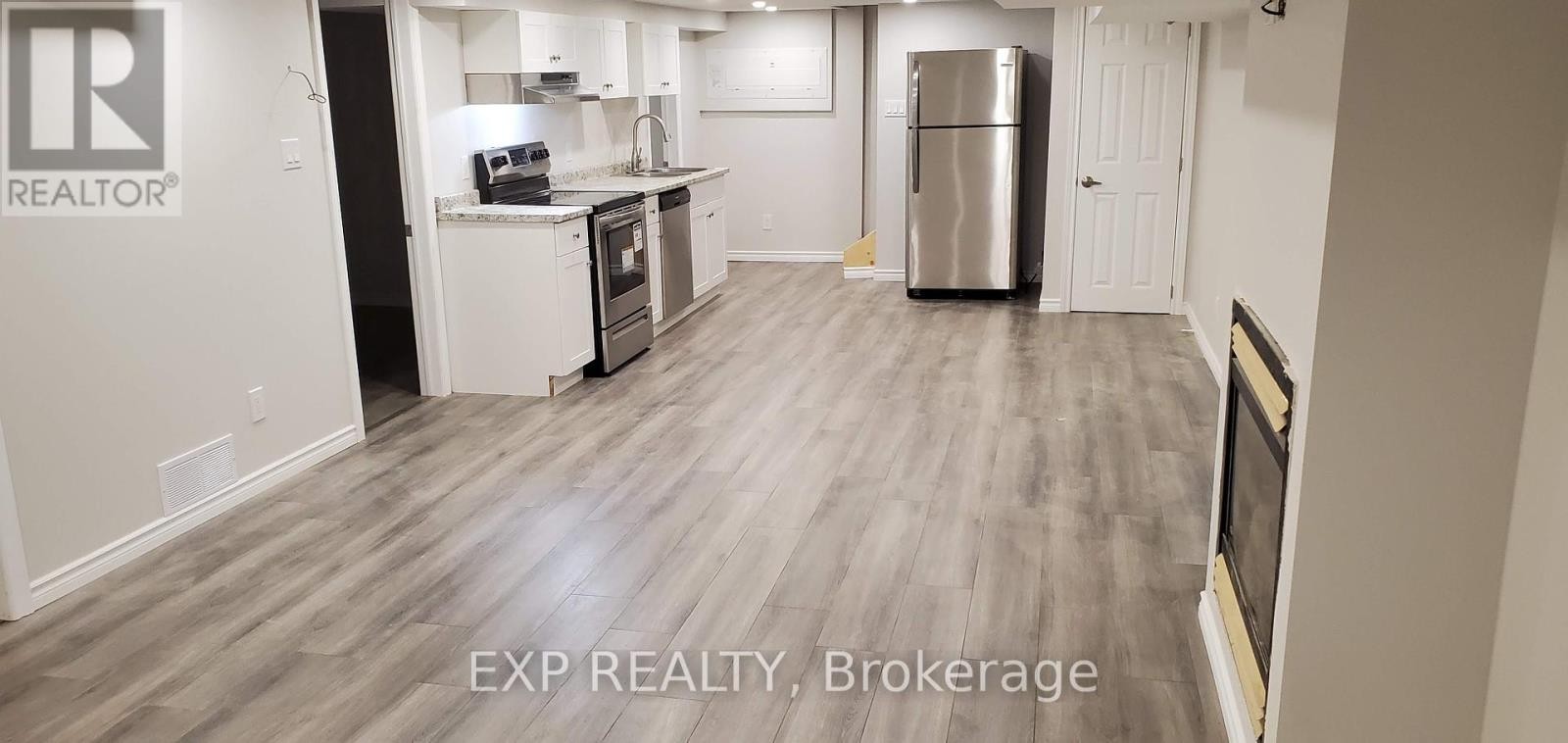 












113 RIDGEFIELD CRESCENT

,
Ottawa,




Ontario
K2H6T4

