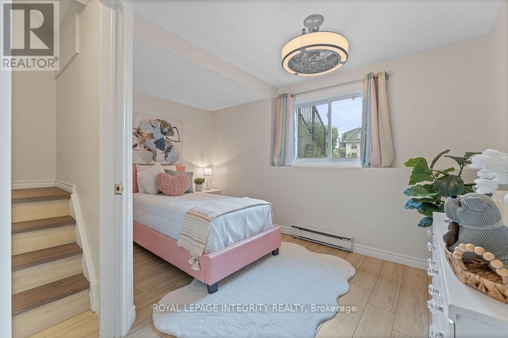 












406 TANGUAY COURT

,
Ottawa,




Ontario
K2L3W9

