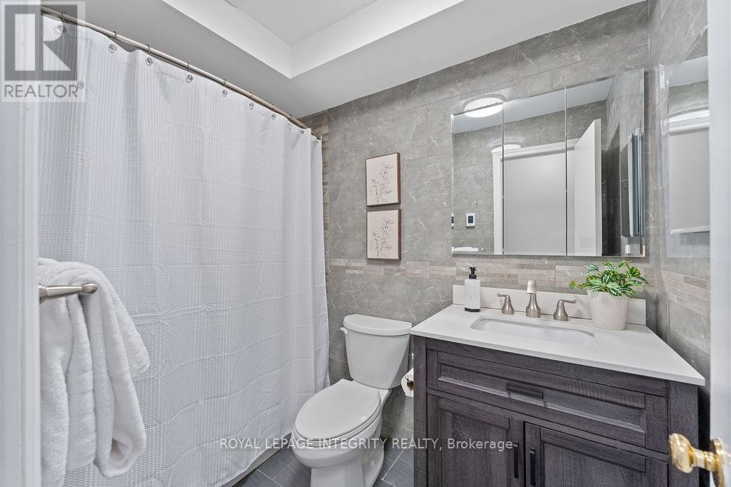 












406 TANGUAY COURT

,
Ottawa,




Ontario
K2L3W9

