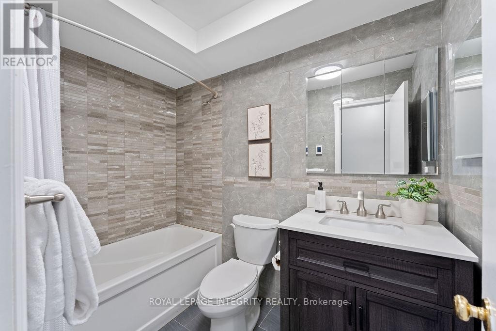 












406 TANGUAY COURT

,
Ottawa,




Ontario
K2L3W9

