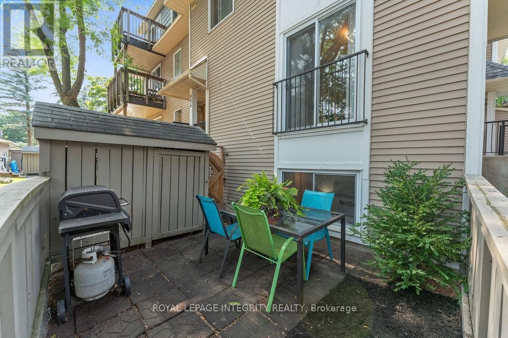 












406 TANGUAY COURT

,
Ottawa,




Ontario
K2L3W9


