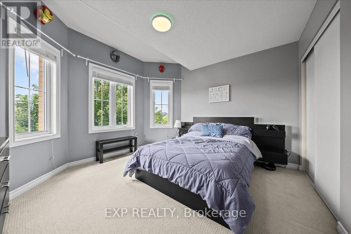 












585 DUNDONALD DRIVE

,
Ottawa,




Ontario
K2J5X1

