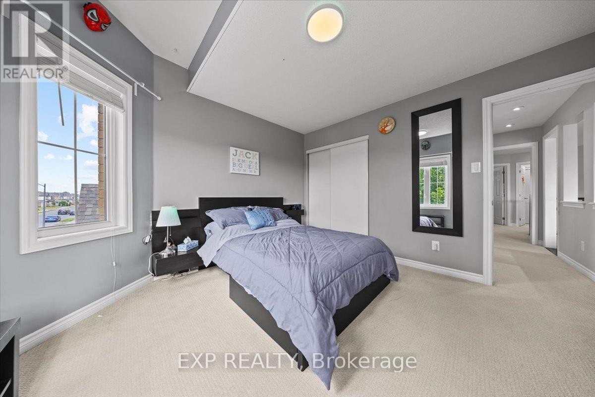 












585 DUNDONALD DRIVE

,
Ottawa,




Ontario
K2J5X1

