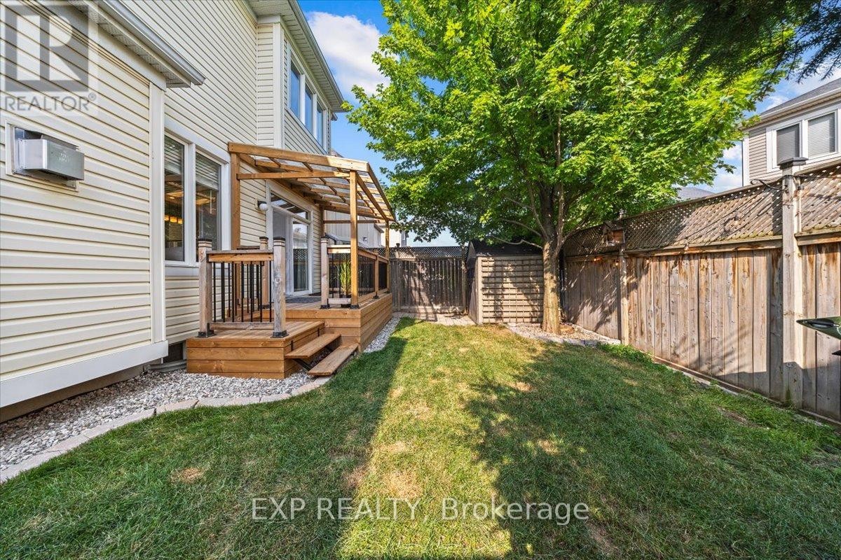 












585 DUNDONALD DRIVE

,
Ottawa,




Ontario
K2J5X1


