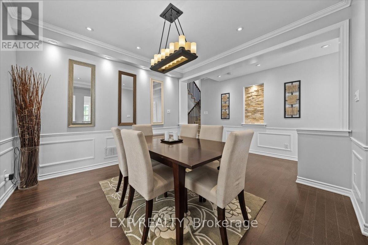 












585 DUNDONALD DRIVE

,
Ottawa,




Ontario
K2J5X1

