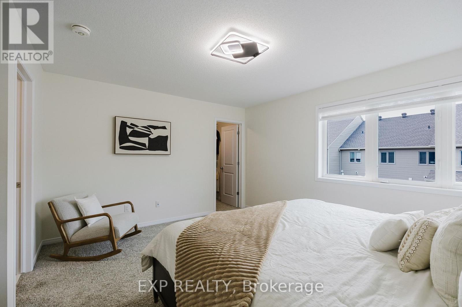 












56 JARDINIERE STREET

,
Ottawa,




Ontario
K2S2K3

