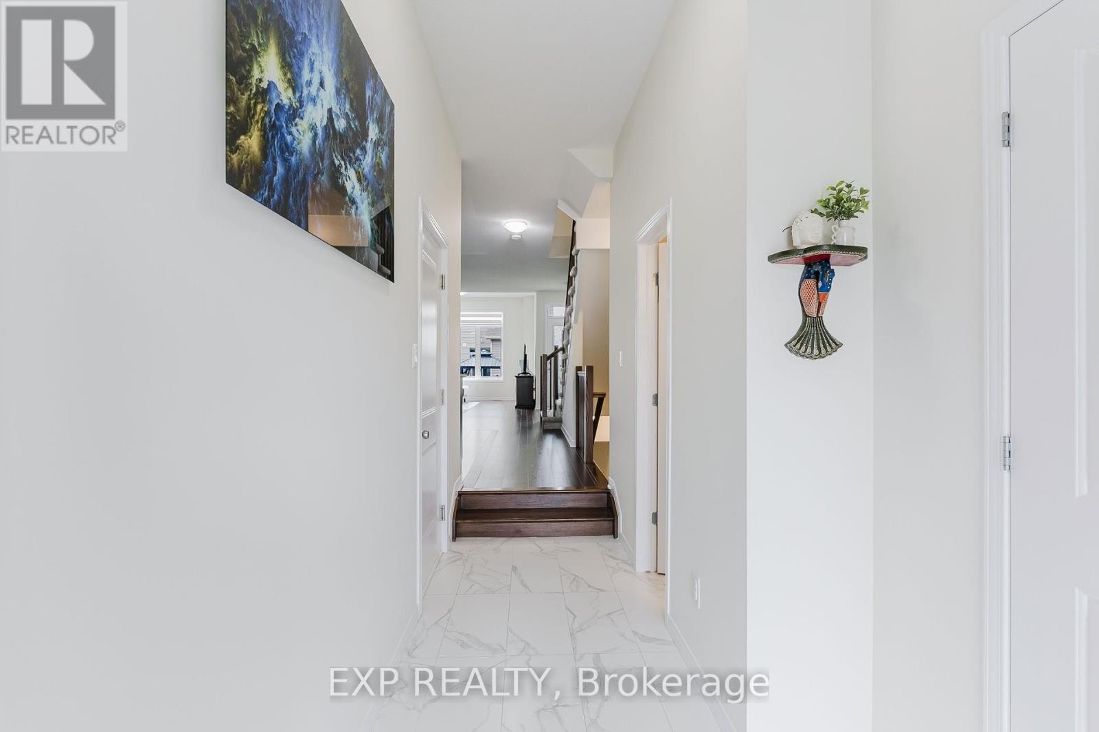 












56 JARDINIERE STREET

,
Ottawa,




Ontario
K2S2K3

