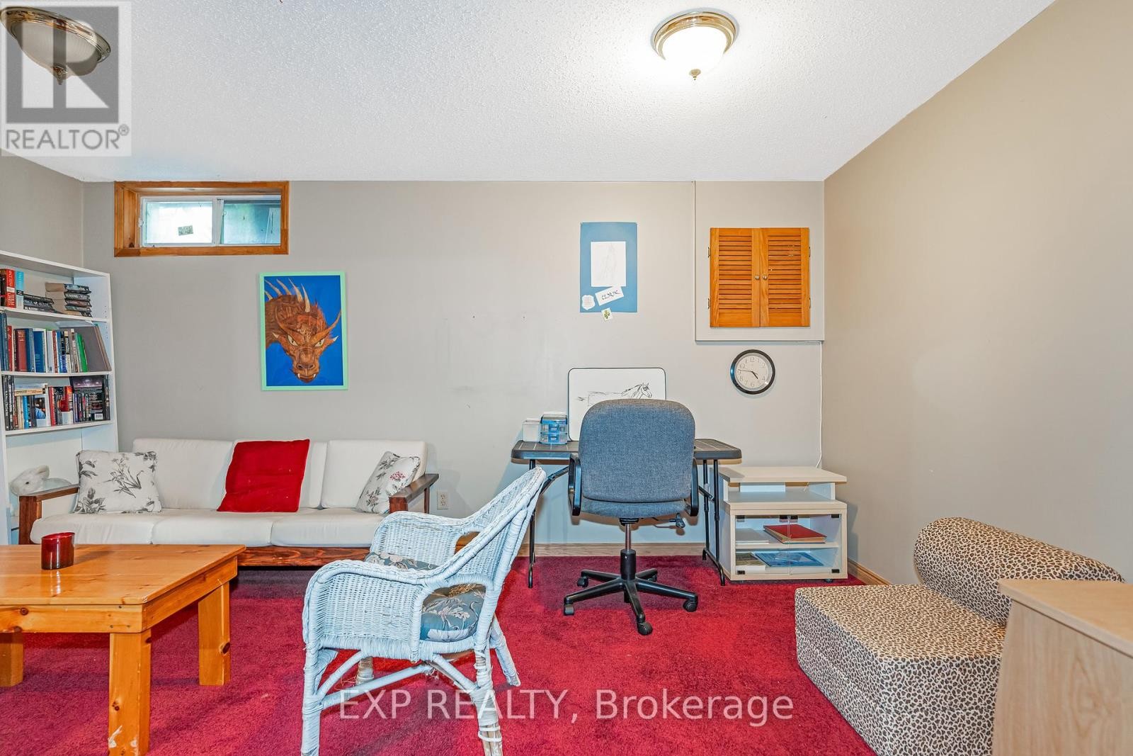 












11 - 3111 QUAIL DRIVE

,
Ottawa,




Ontario
K1T1T9

