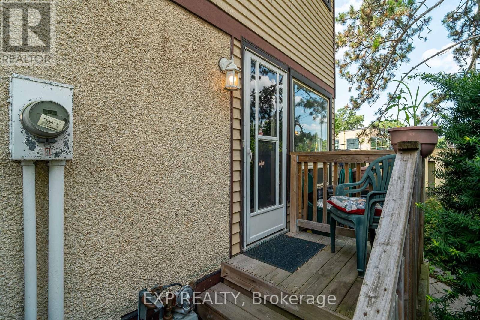 












11 - 3111 QUAIL DRIVE

,
Ottawa,




Ontario
K1T1T9

