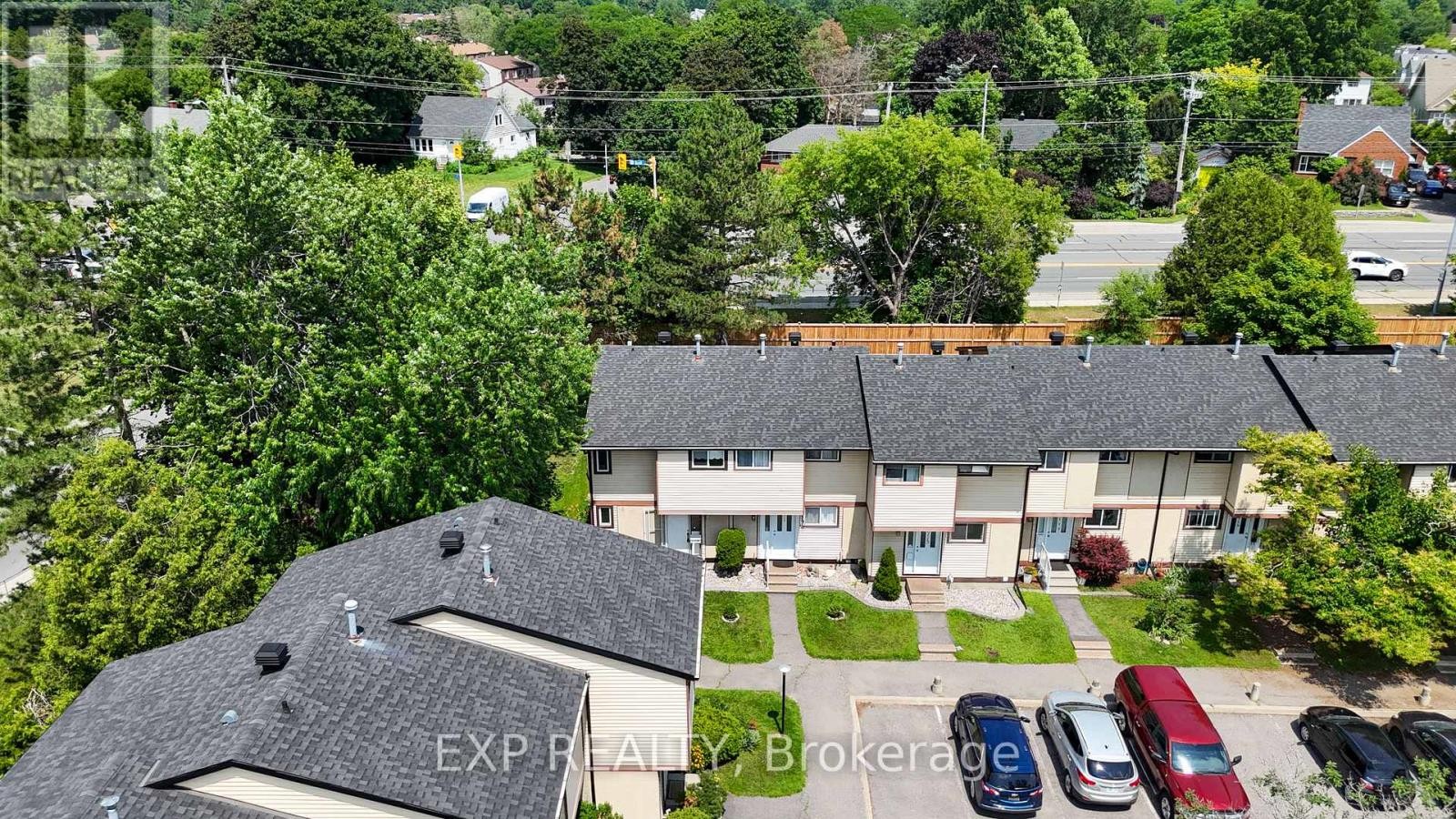 












11 - 3111 QUAIL DRIVE

,
Ottawa,




Ontario
K1T1T9

