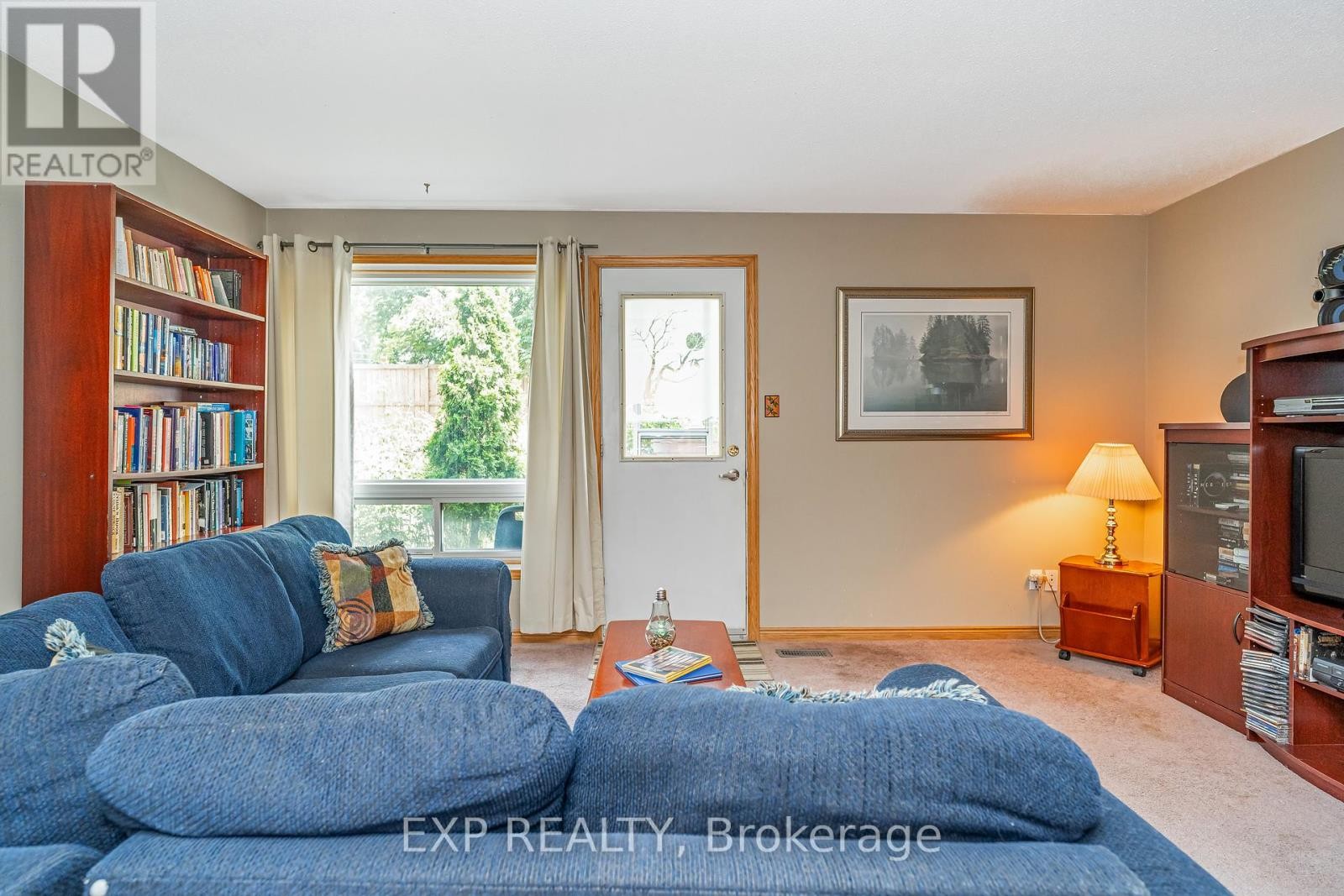 












11 - 3111 QUAIL DRIVE

,
Ottawa,




Ontario
K1T1T9

