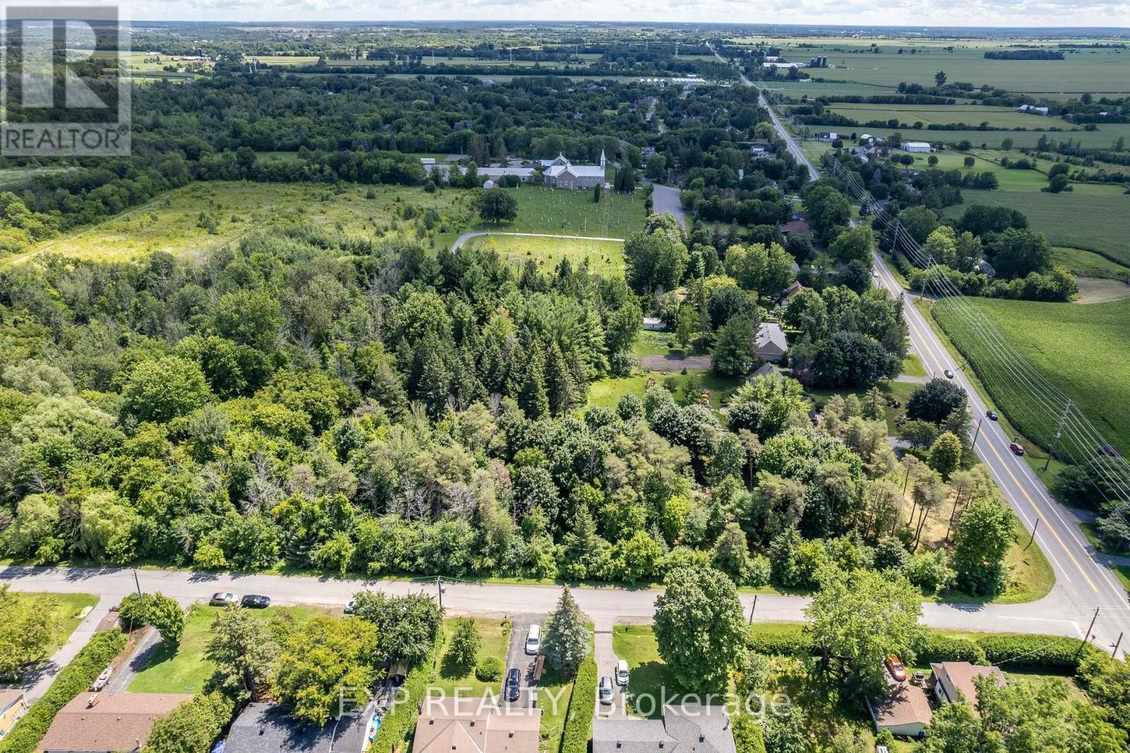 












5486 OLD RICHMOND RD. ROAD W

,
Ottawa,







Ontario
K2R1E4

