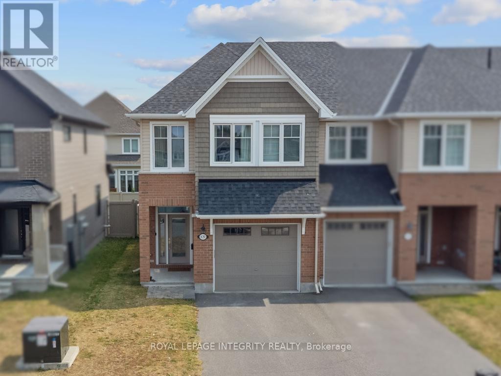 












820 CLAPHAM TERRACE

,
Ottawa,




Ontario
K2S2N8

