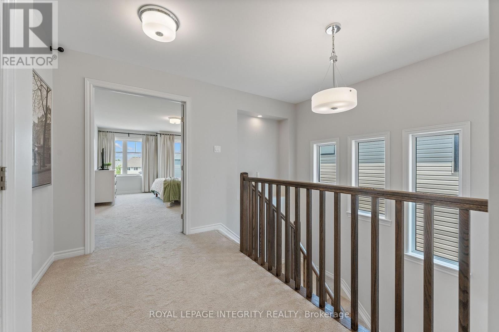 












820 CLAPHAM TERRACE

,
Ottawa,




Ontario
K2S2N8


