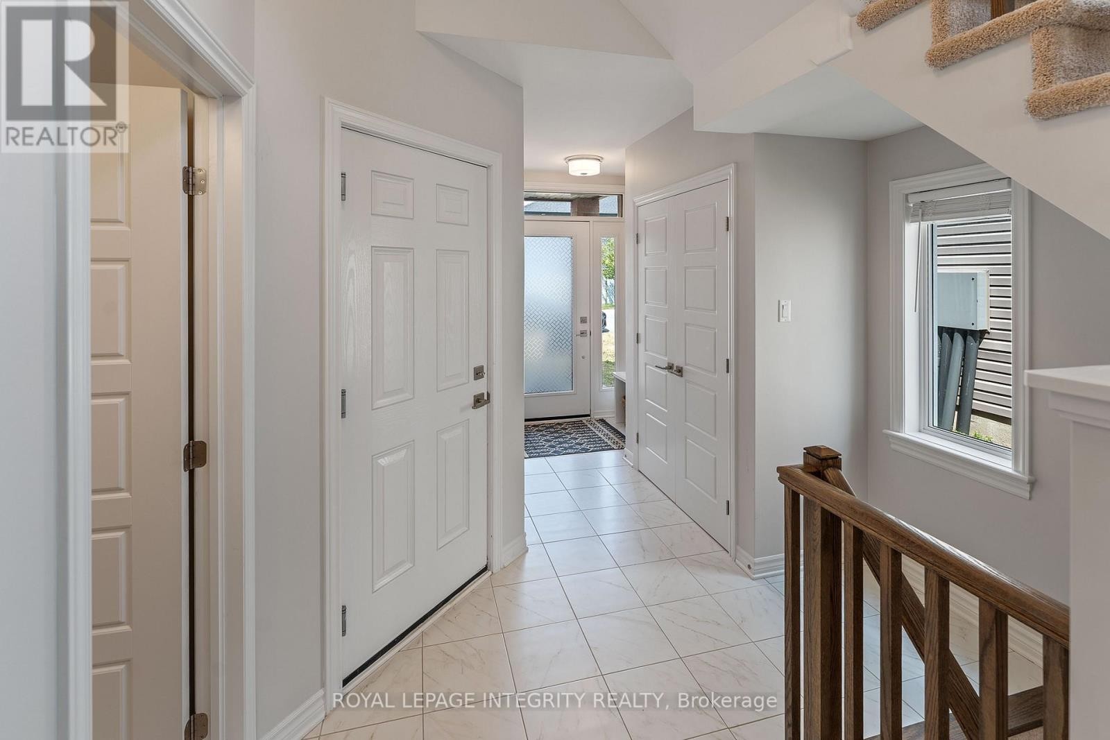 












820 CLAPHAM TERRACE

,
Ottawa,




Ontario
K2S2N8

