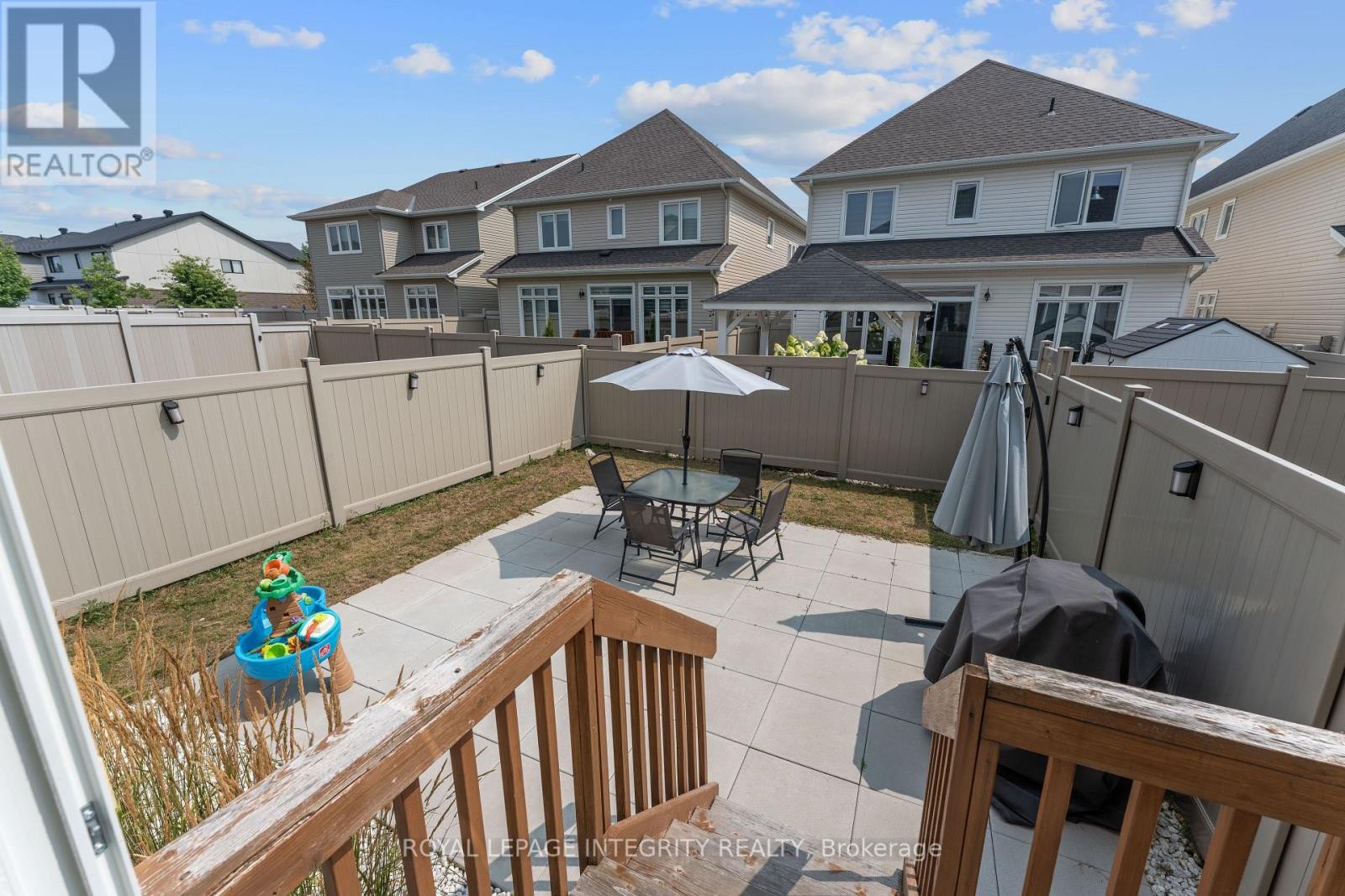 












820 CLAPHAM TERRACE

,
Ottawa,




Ontario
K2S2N8

