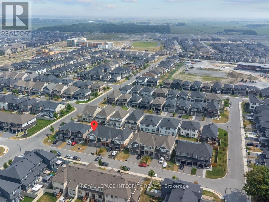 












820 CLAPHAM TERRACE

,
Ottawa,




Ontario
K2S2N8

