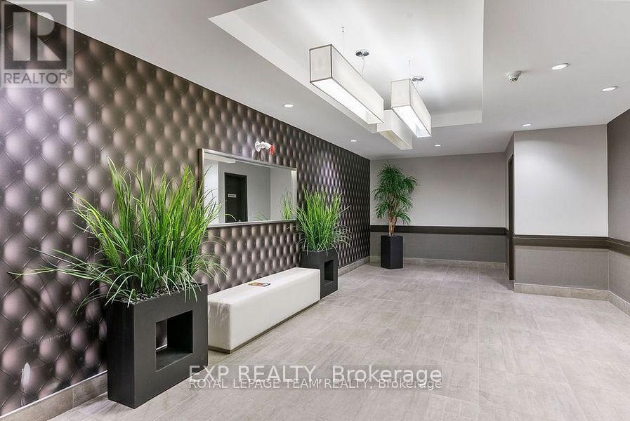 












202 - 120 PRESTIGE CIRCLE

,
Ottawa,




Ontario
K4A1B4

