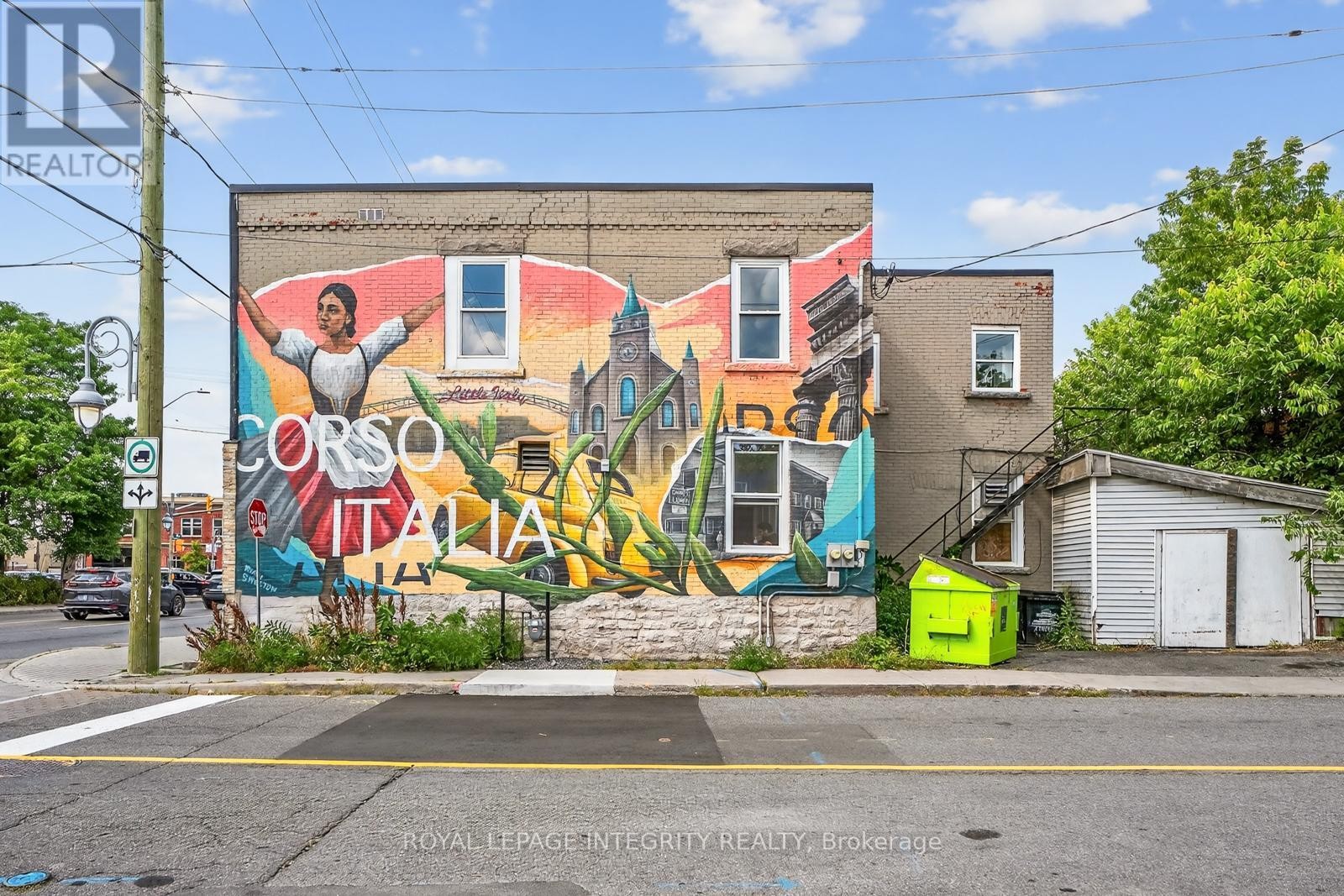 












2 - 125 PRESTON STREET

,
Ottawa,




Ontario
K1R7P3

