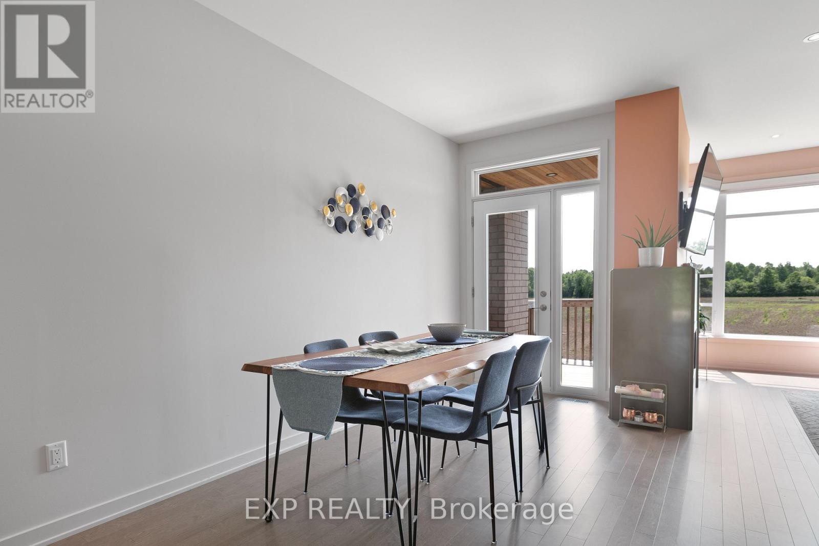 












244 SHUTTLEWORTH DRIVE

,
Ottawa,




Ontario
K1T0T4

